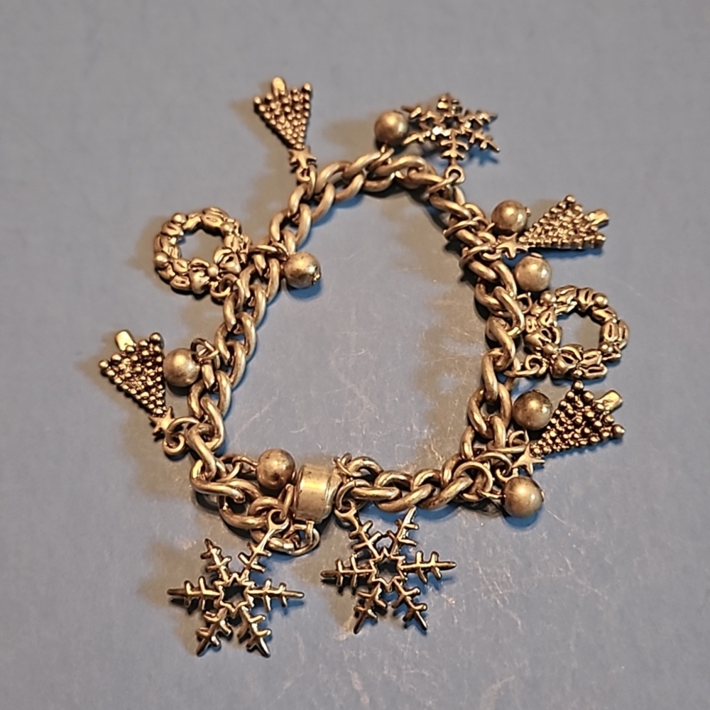 Christmas charm bracelet